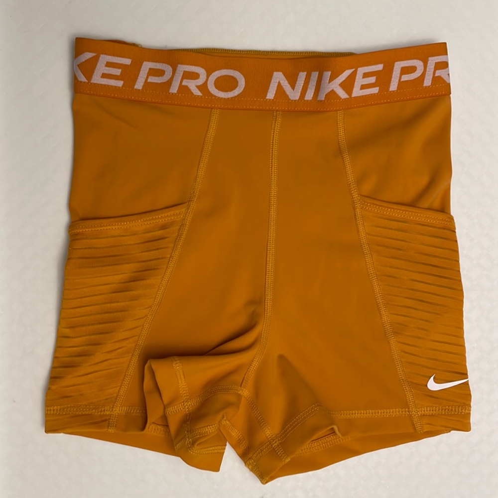 Nike Pro Dri-fit shorts, Women’s XS
